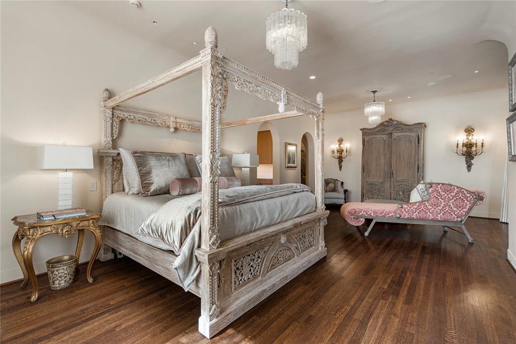 Mansion Residence - Residential