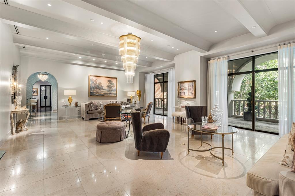 Mansion Residence - Residential