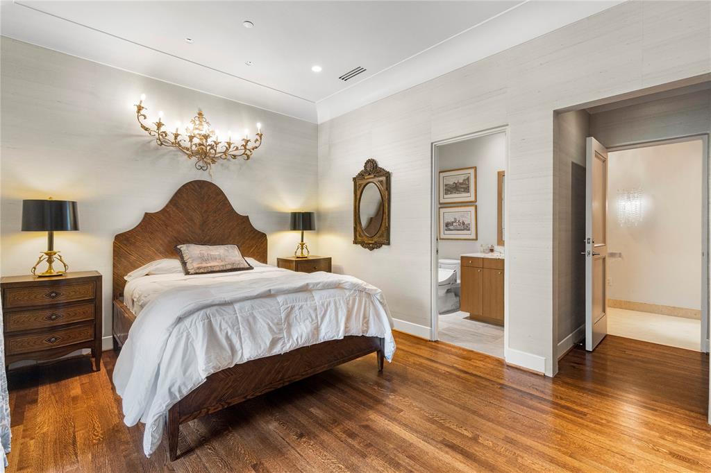 Mansion Residence - Residential