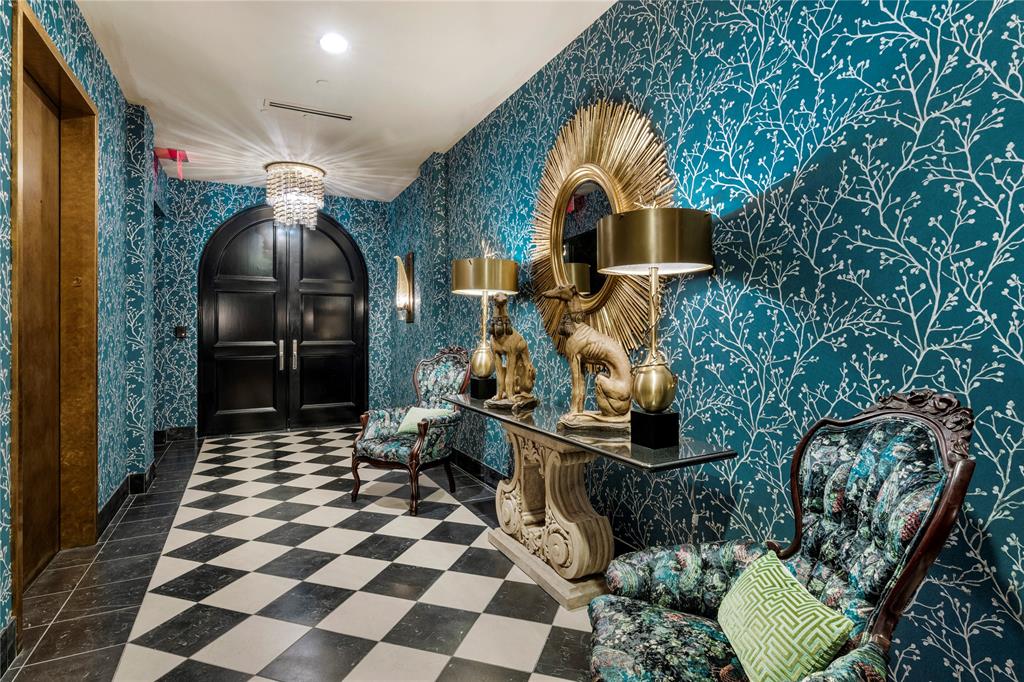 Mansion Residence - Residential