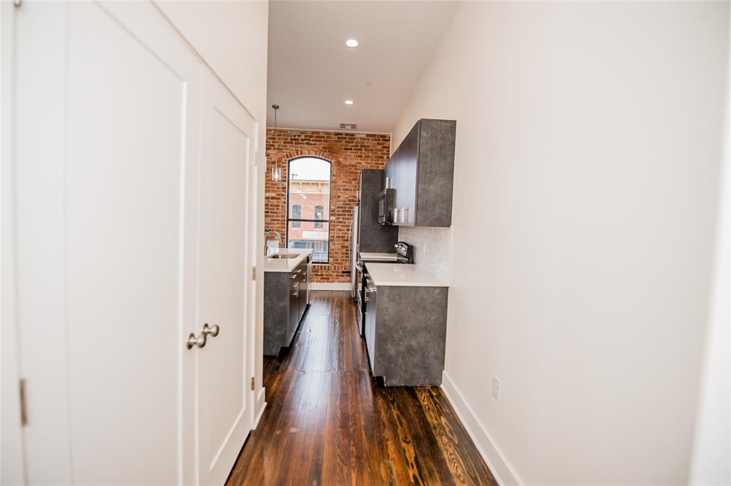 O T Ennis - Residential Lease