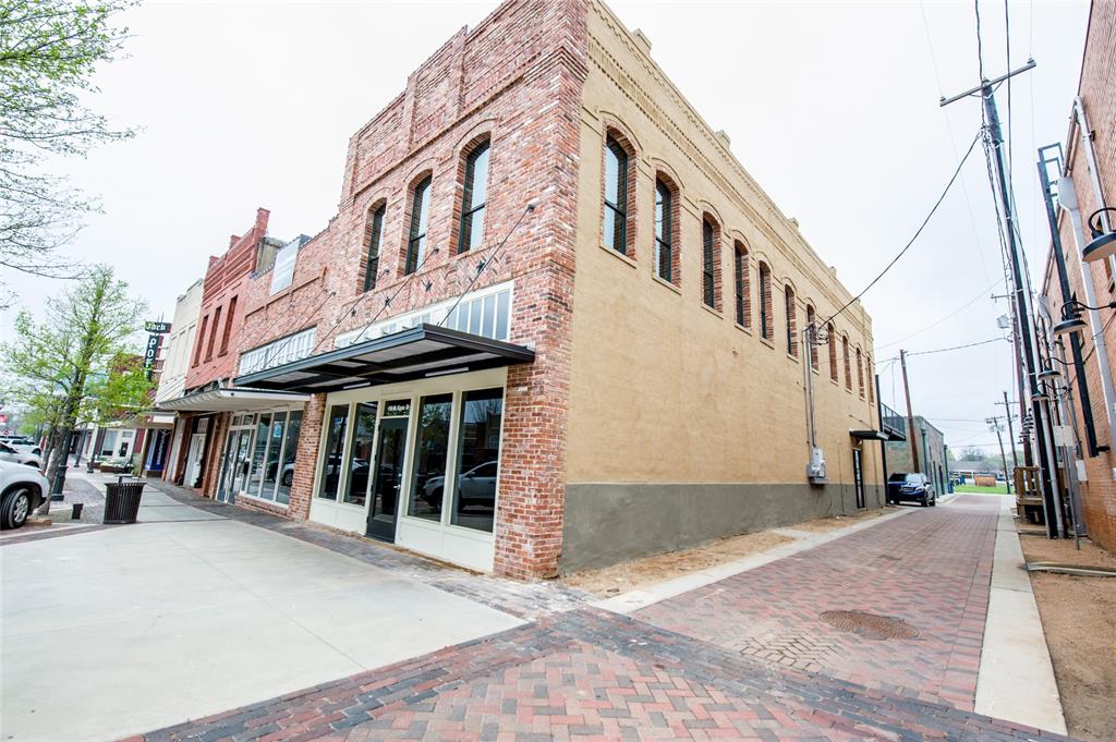 O T Ennis - Residential Lease