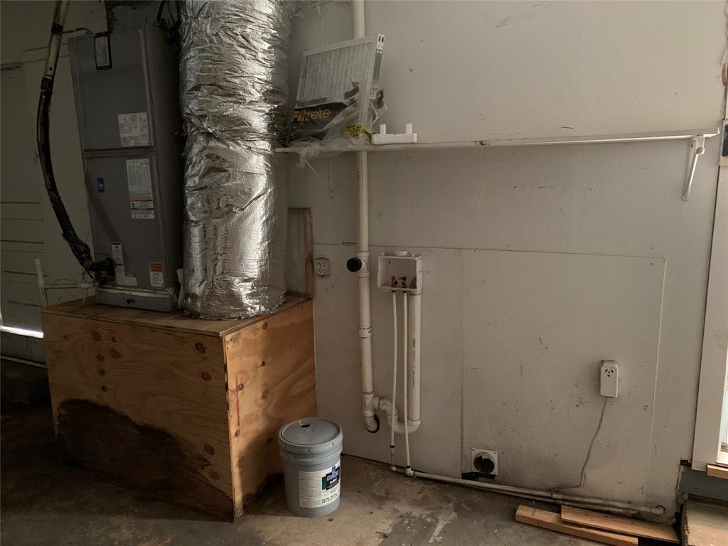 Pineoak Sub - Residential