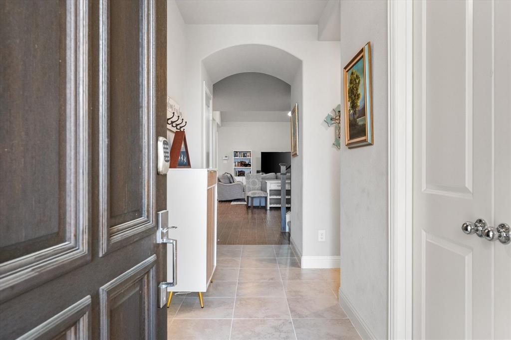 1519 Birds Fort Trail