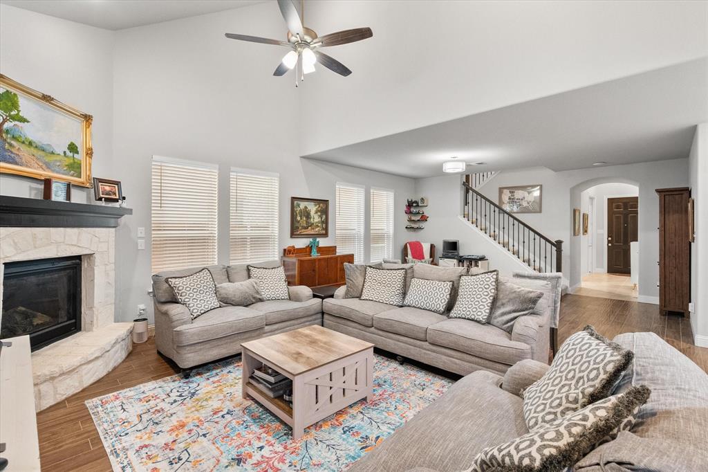 1519 Birds Fort Trail