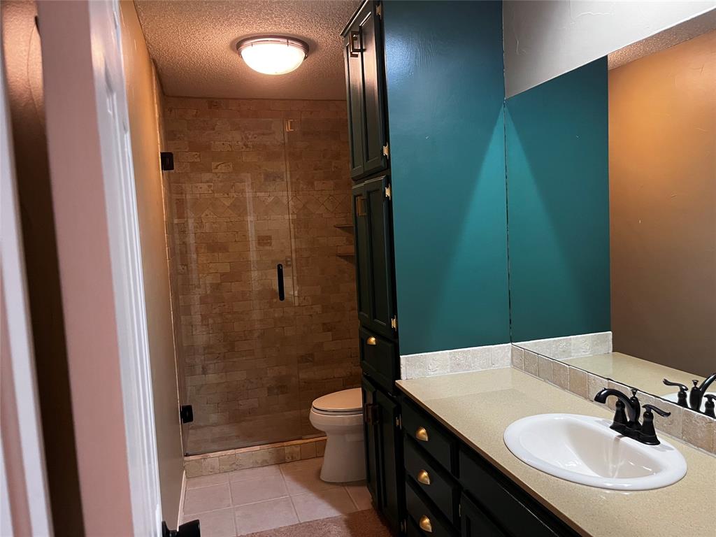 Mc Kamy Oaks Add - Residential Lease