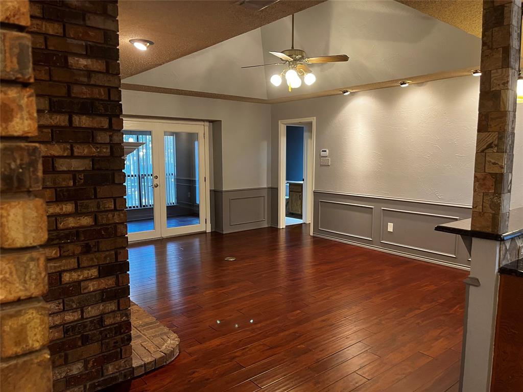 Mc Kamy Oaks Add - Residential Lease