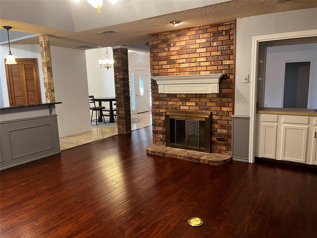 Mc Kamy Oaks Add - Residential Lease