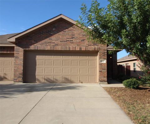 481 Canvas Court Crowley TX 76036
