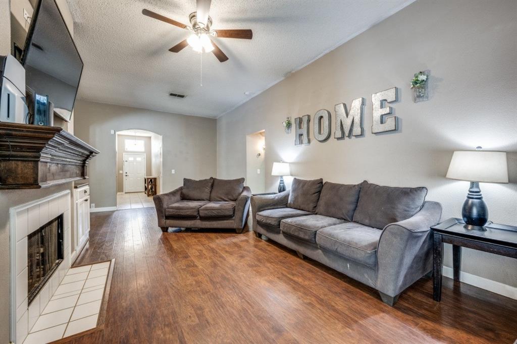 726 Texas Oak Trail