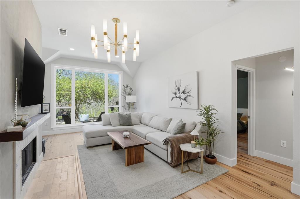 160 Pelican Cove Drive