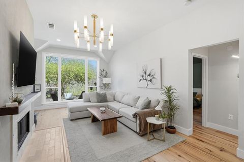 Photo of 160 Pelican Cove Drive, Rockwall, TX 75087 (MLS # 21212894)