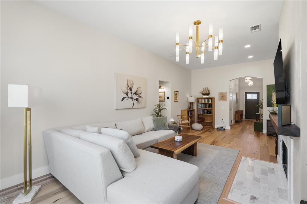 160 Pelican Cove Drive