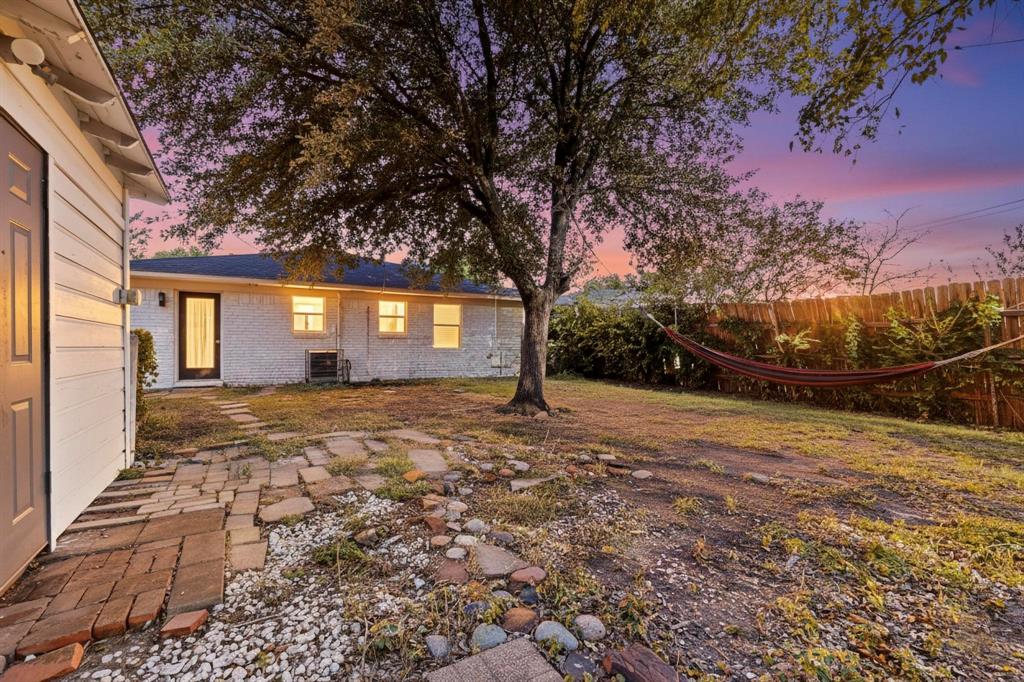 Casa Linda Lawn Add - Residential Lease