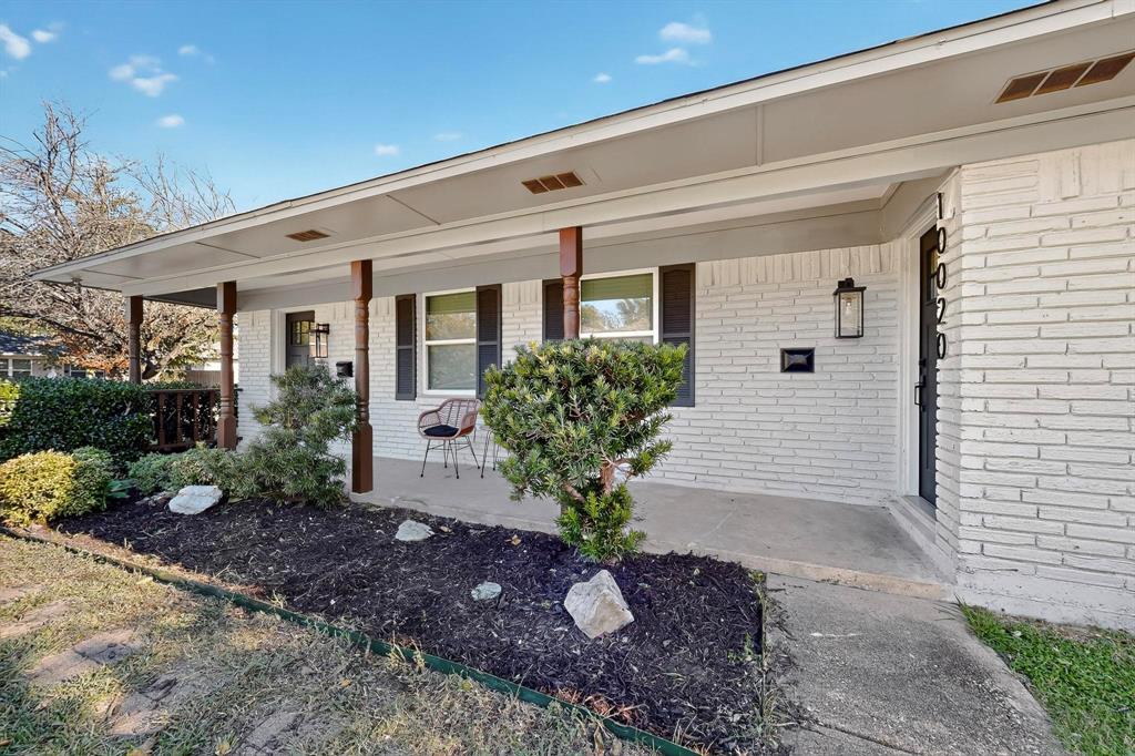 Casa Linda Lawn Add - Residential Lease