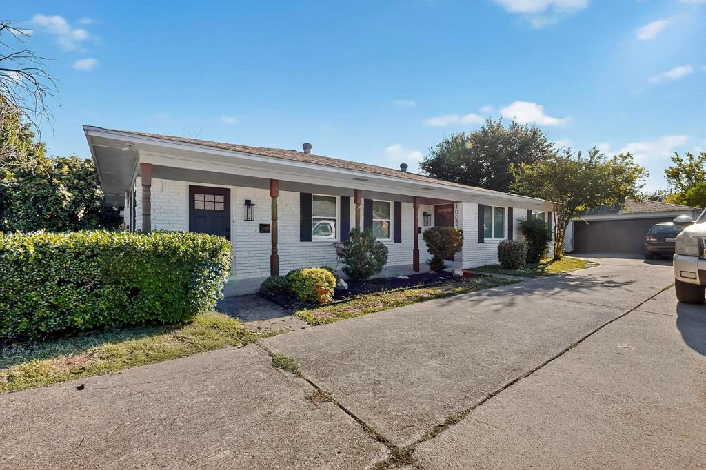 Casa Linda Lawn Add - Residential Lease