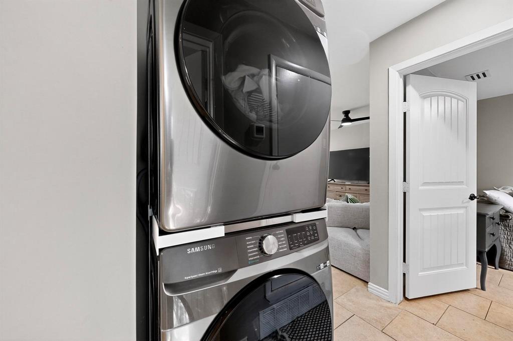 Casa Linda Lawn Add - Residential Lease