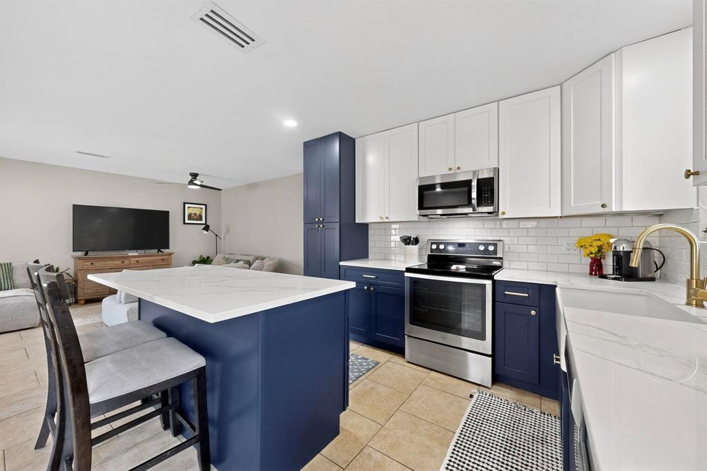 Casa Linda Lawn Add - Residential Lease