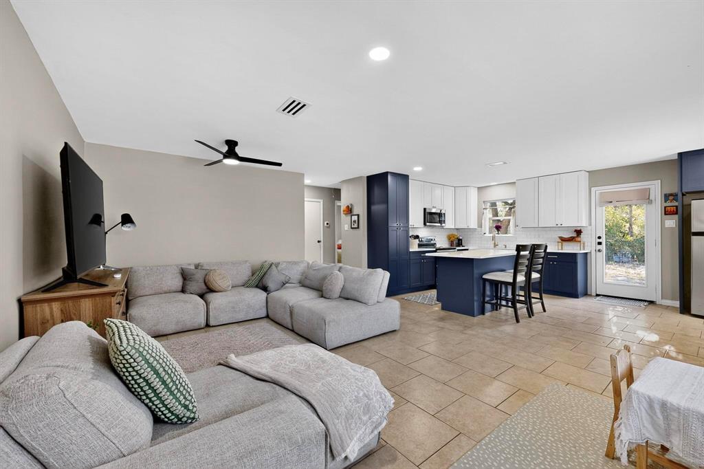 Casa Linda Lawn Add - Residential Lease