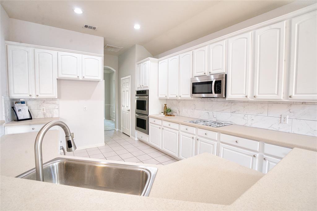2209 Graystone Court