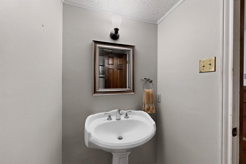 Creek Wood Estates - Residential