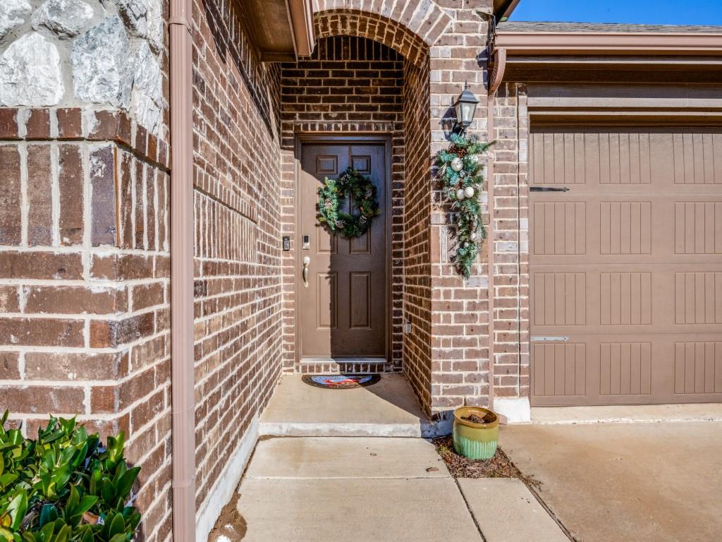619 Ridge View Way