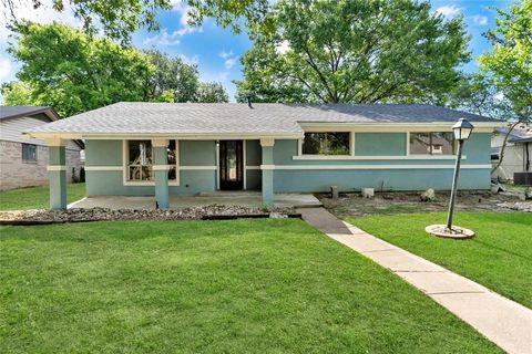 Property photo of 2416 Glacier Street, Irving, TX 75062
