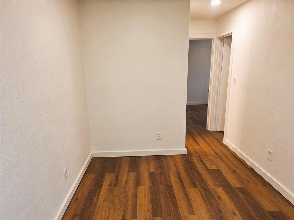 Sycamore Square Arlington - Residential Income