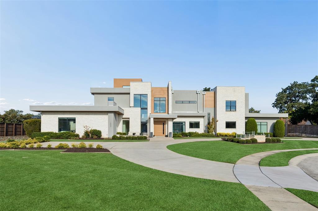 1032 Hatch Court