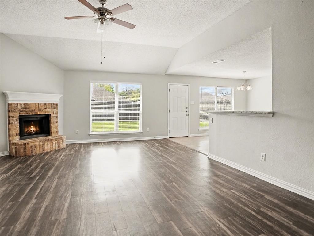 Photo of 636 Dover Heights Trail, Mansfield, TX 76063 (MLS # 21268950)