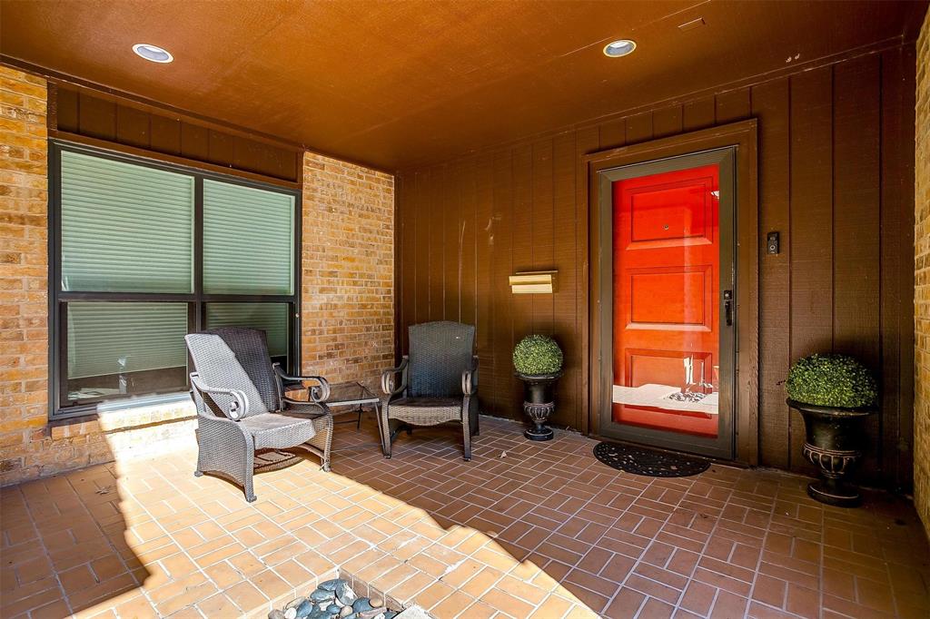 3001 Tanglewood Park W