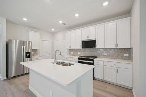 Photo of 809 River Lane, Lavon, TX 75166 (MLS # 21084934)