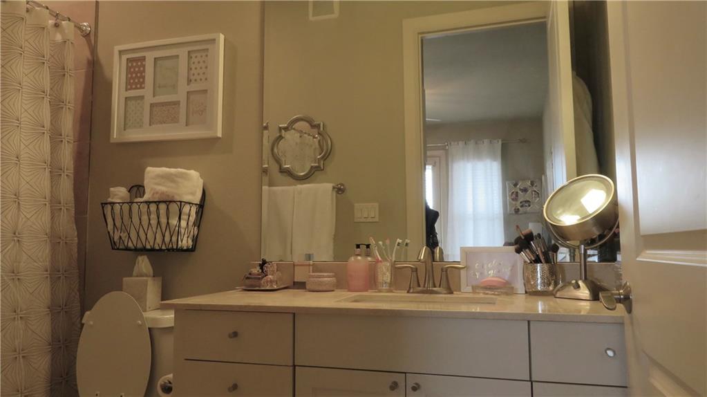 Sandage Condo - Residential Lease