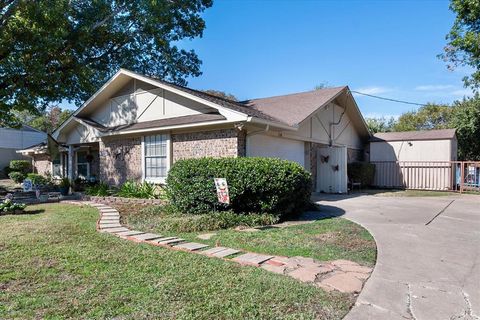 A home in Corsicana