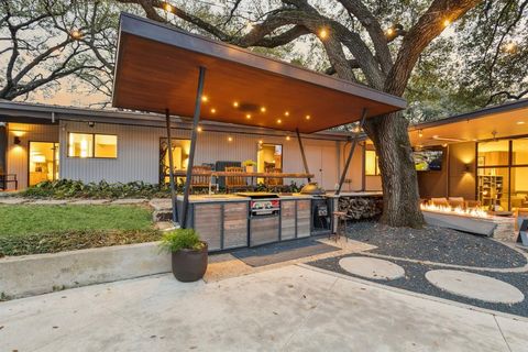 Tiny photo for 8441 San Benito Way, Dallas, TX 75218 (MLS # 21000876)