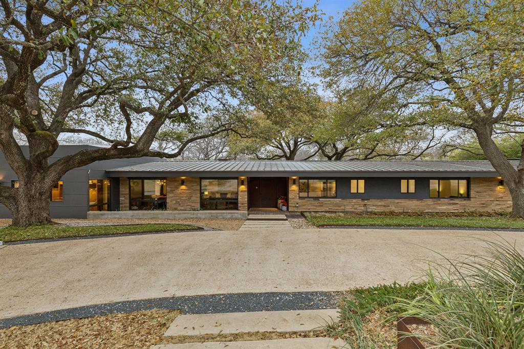 8441 San Benito Way