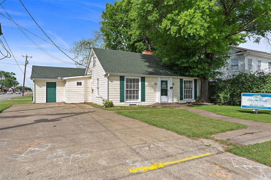 Great busy traffic corner! Versatile commercial property located on the corner of 31st Street and 7th Avenue in Corsicana, offering approximately 1,532 square feet of functional office space with additional storage area. This well-laid-out building features five private offices plus a spacious front room that can serve as a welcoming reception area or be utilized as a sixth office or collaborative workspace.
The property includes a convenient kitchenette area, a large storage room, and an additional storeroom that is fully heated and cooled—ideal for secure file storage, equipment, or inventory. Accessibility is enhanced with a rear ramp entrance.
Ample parking is available with spaces in the front for clients and an additional eight parking spots in the rear for staff or overflow. This flexible layout makes the property suitable for a variety of professional or service-based businesses seeking a practical and accessible location.
