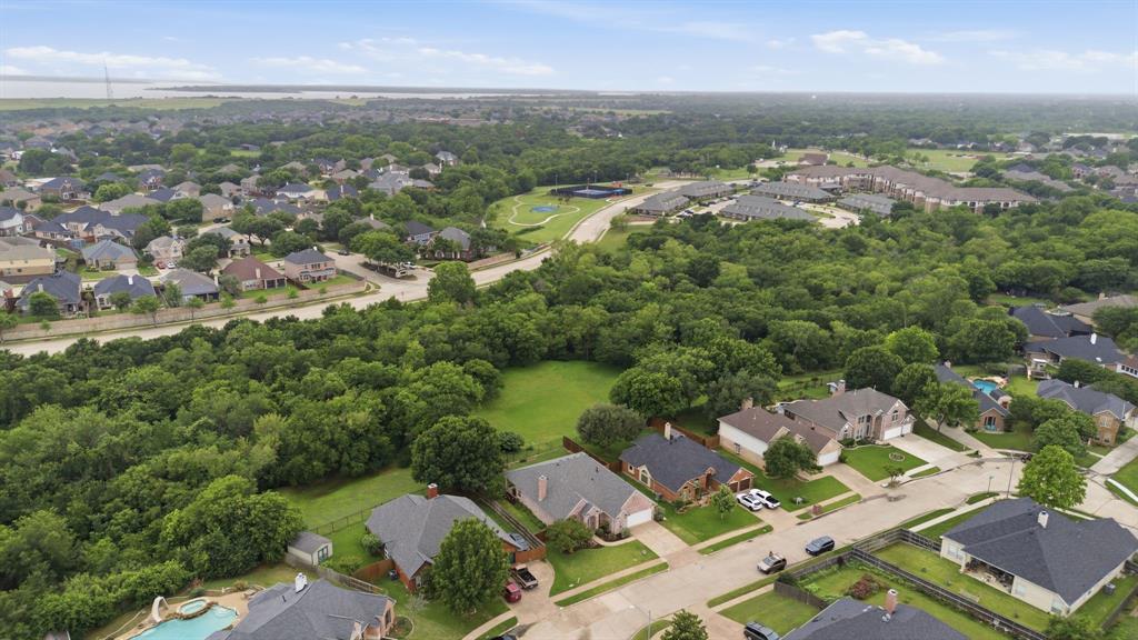 541 Crickett Way