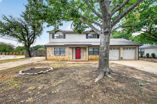 2024 CHARLESTON DR, BEDFORD, TX 76022 - Image 2091d1f4cf79245339faacedcf8da026/2946431783