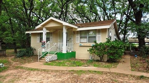 Photo of 150 Meadow Lake Drive, Gun Barrel City, TX 75156 (MLS # 21244863)