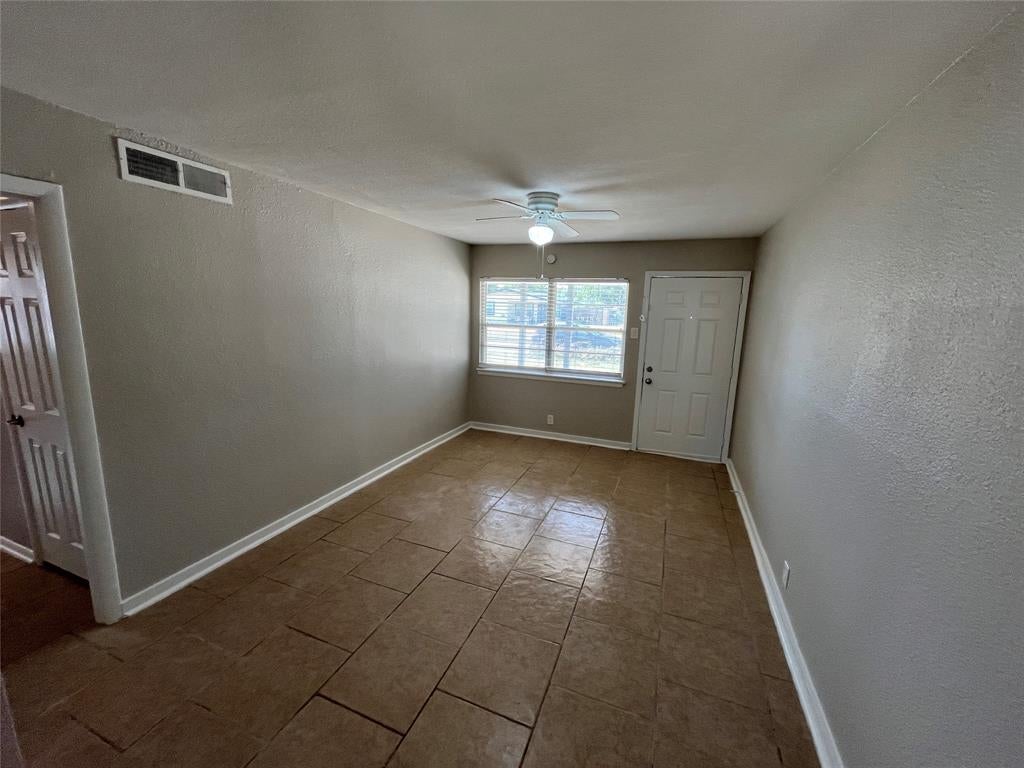 317 E Ridgewood Drive