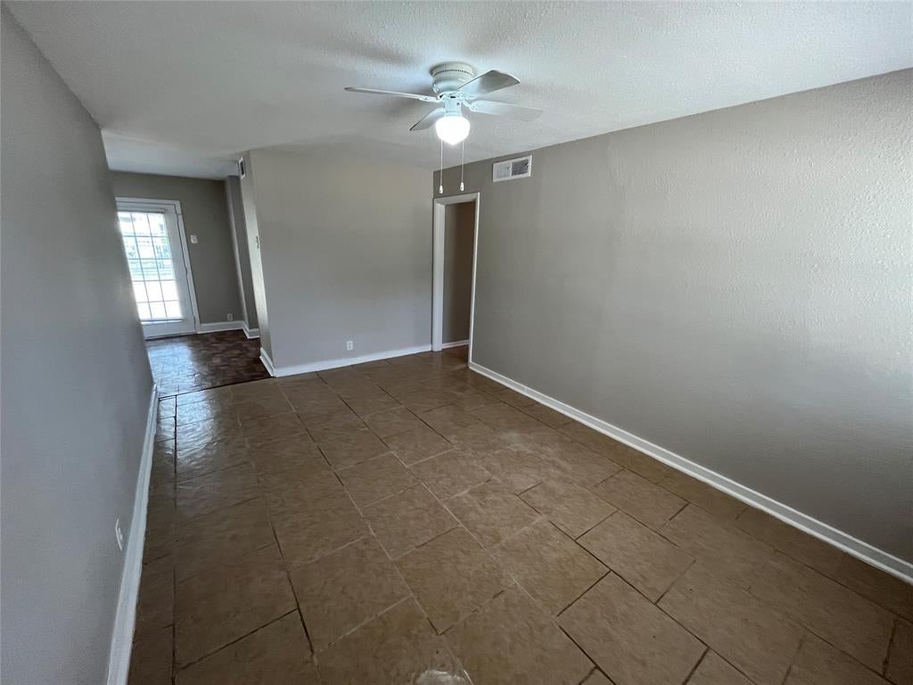 317 E Ridgewood Drive