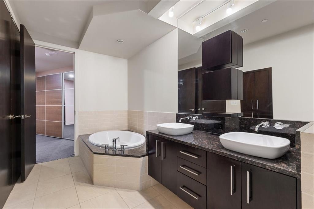 One Montgomery Plaza Residence Condo - Residential