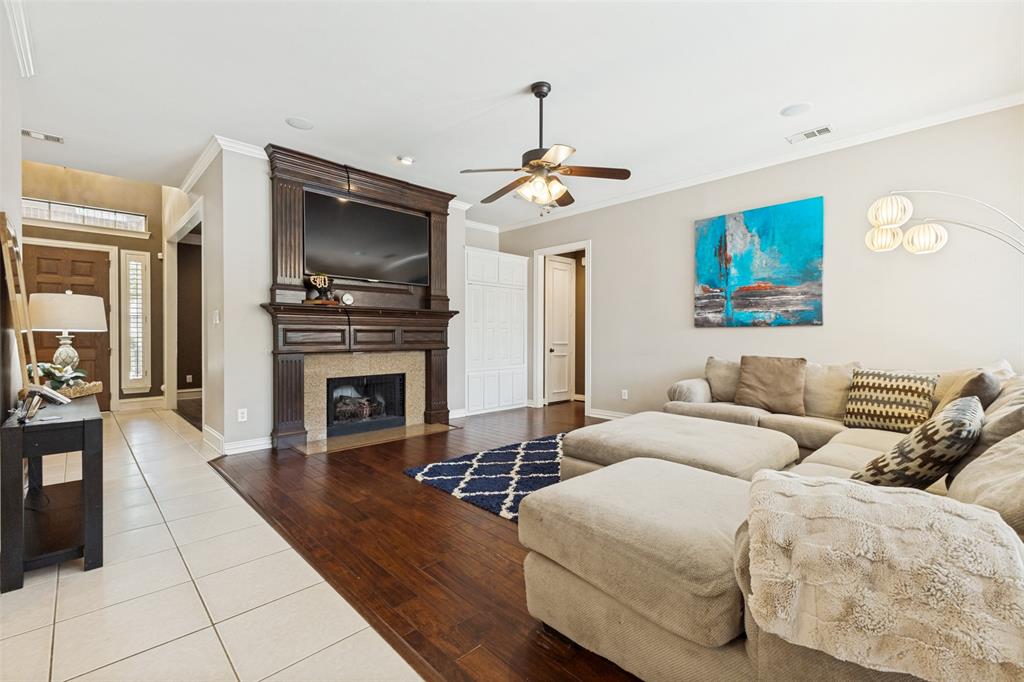 1227 Comanche Drive