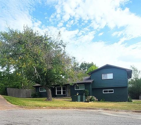 1207 Northwood Drive Commerce TX 75428