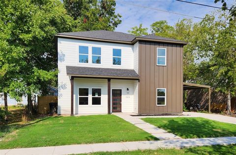 Photo of 1810 Fuller Street, Greenville, TX 75401 (MLS # 21093719) Photo of 1810 Fuller Street, Greenville, TX 75401 (MLS # 21093719)
