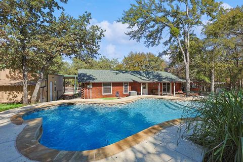 A home in Azle