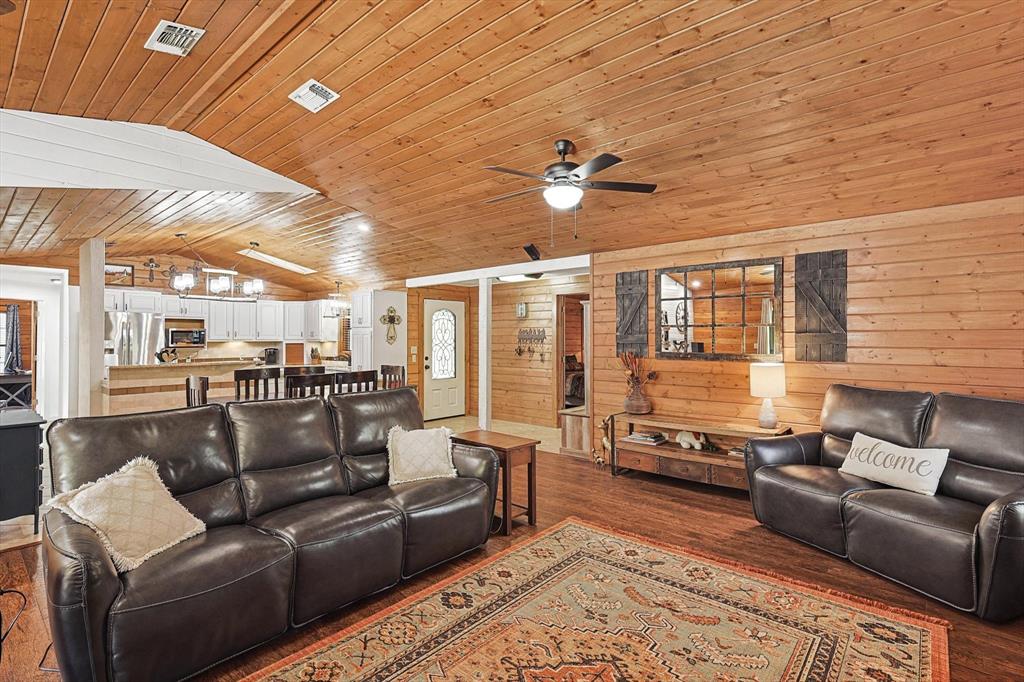 J Wilcox Surv #50 Abs #1710 - Residential