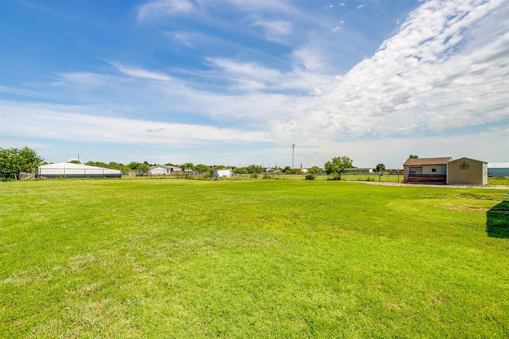 5900 Wild Berry Trail