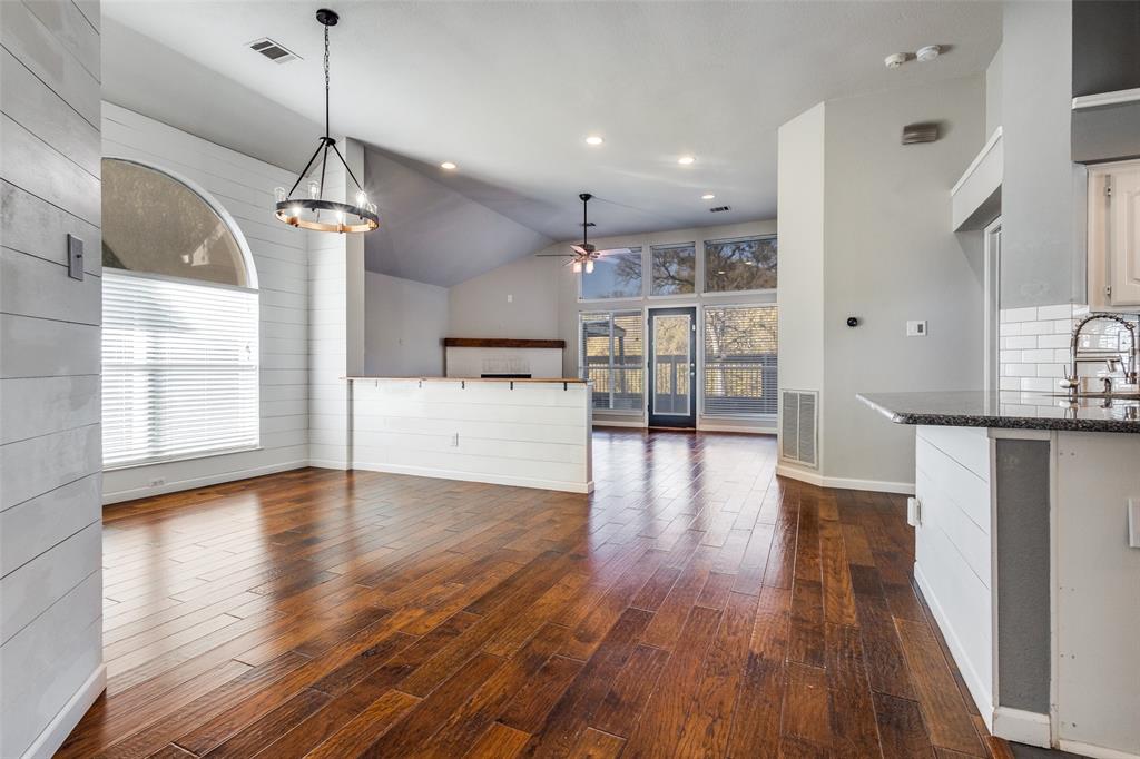 Lake Forest Garden Home Ph 1 - Residential